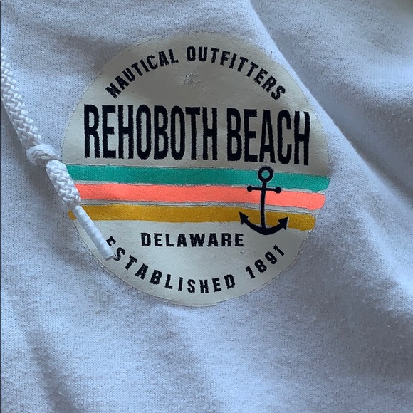 Cute Sweatshirt from Delaware Beach - Picture 2 of 6